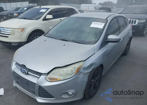 2012 Ford Focus Se z USA, uszkodzony, nr VIN 1FAHP3K28CL106235
